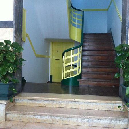 Residencial Valentina Ξενοδοχείο Lisboa Εξωτερικό φωτογραφία Entrance to the museum