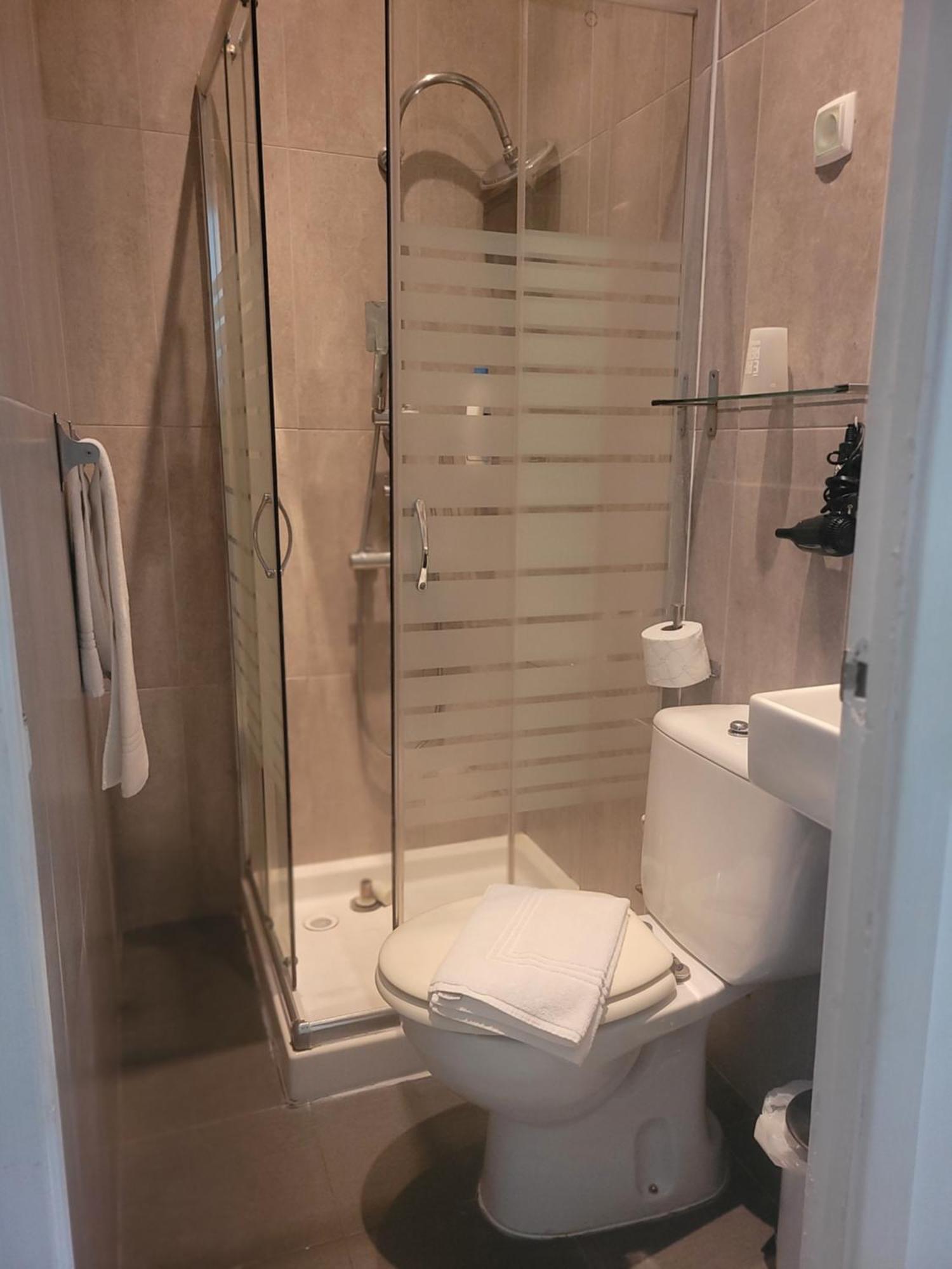 Residencial Valentina Ξενοδοχείο Lisboa Δωμάτιο φωτογραφία